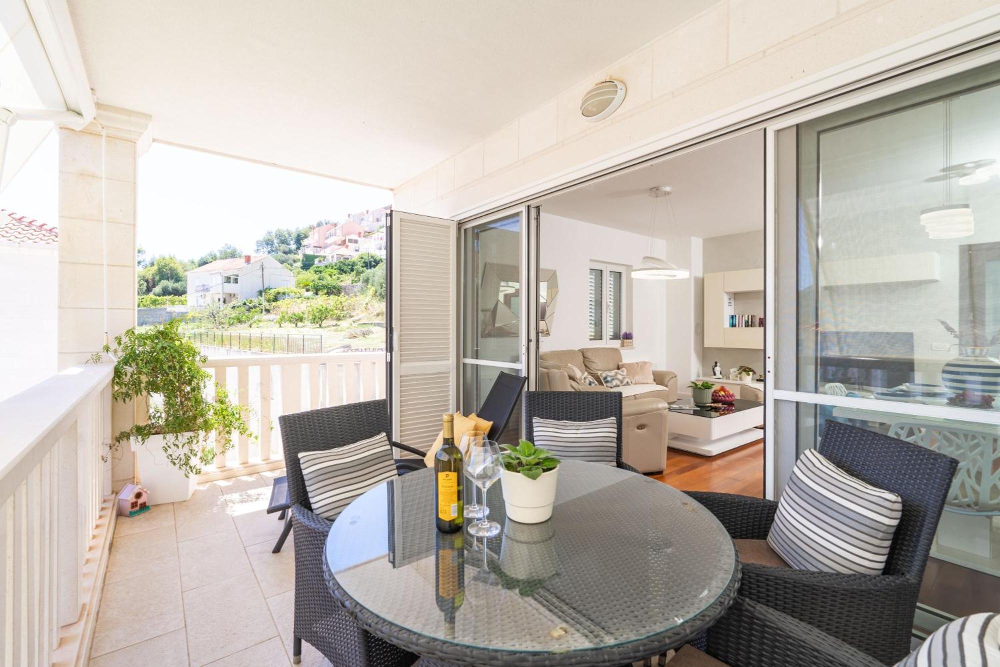 Seaview Elegance Apartment ซาตอน ภายนอก รูปภาพ