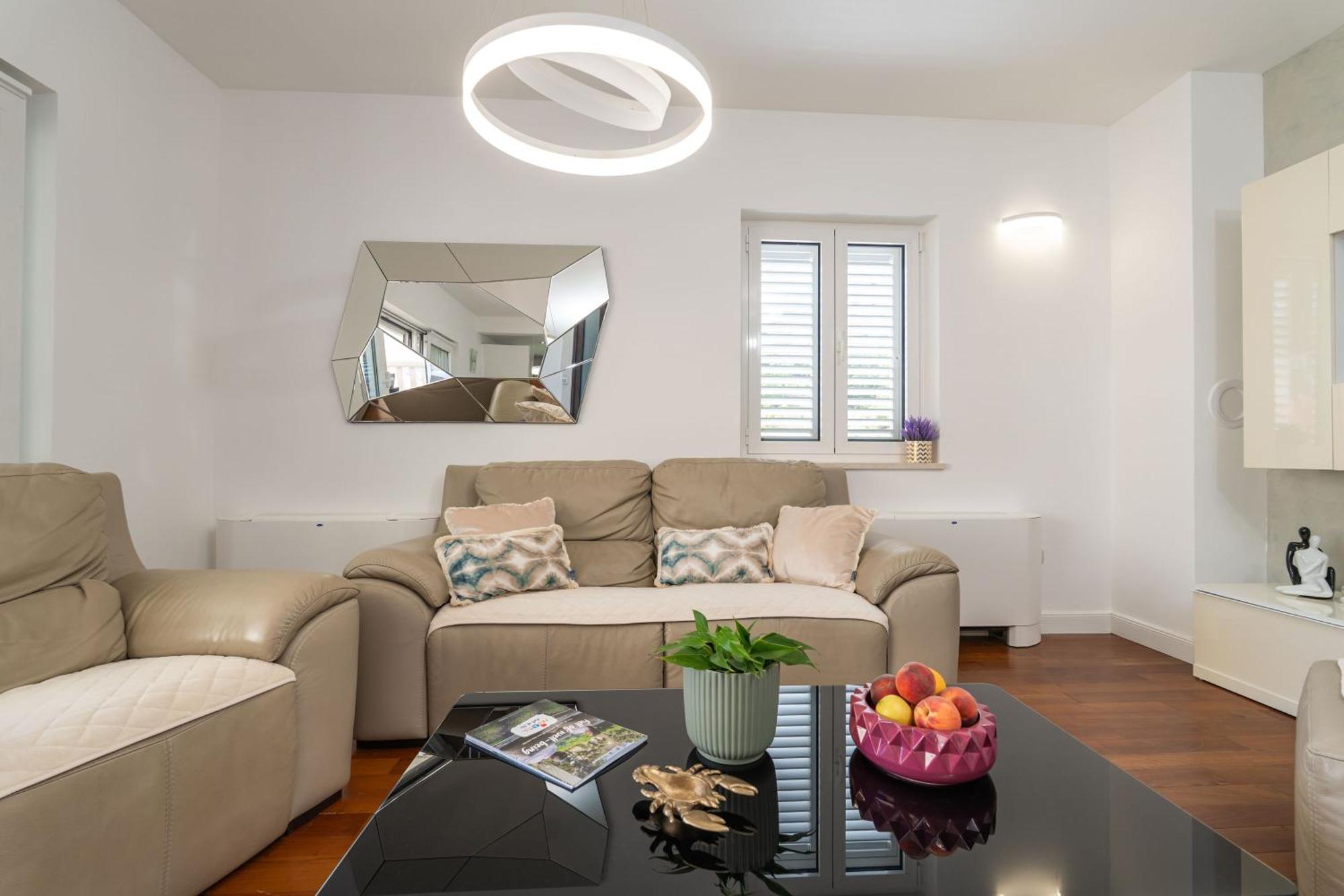 Seaview Elegance Apartment ซาตอน ภายนอก รูปภาพ